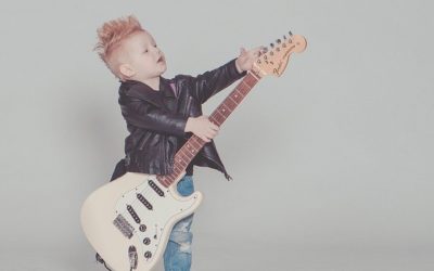 Die 4 besten E-Gitarren für Kinder (3/4 Größe)