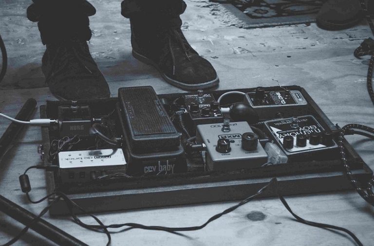 Mehr über den Artikel erfahren TOP 3: Die besten Multieffektgeräte für Gitarre