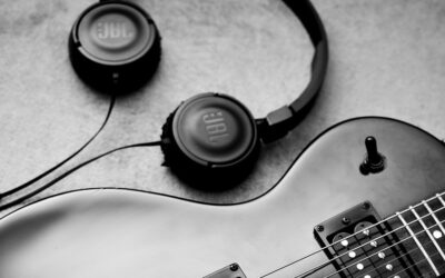 E-Gitarre über Kopfhörer spielen ohne echten Verstärker