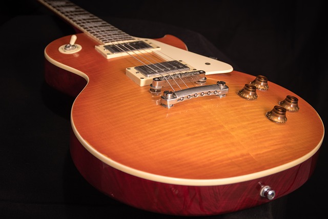 Read more about the article Alle Gibson Les Paul Modelle: von 1000 bis 10000 Euro